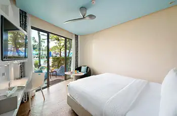 Deluxe Piscine