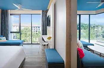 Suite Une Chambre Balcon Vue Piscine